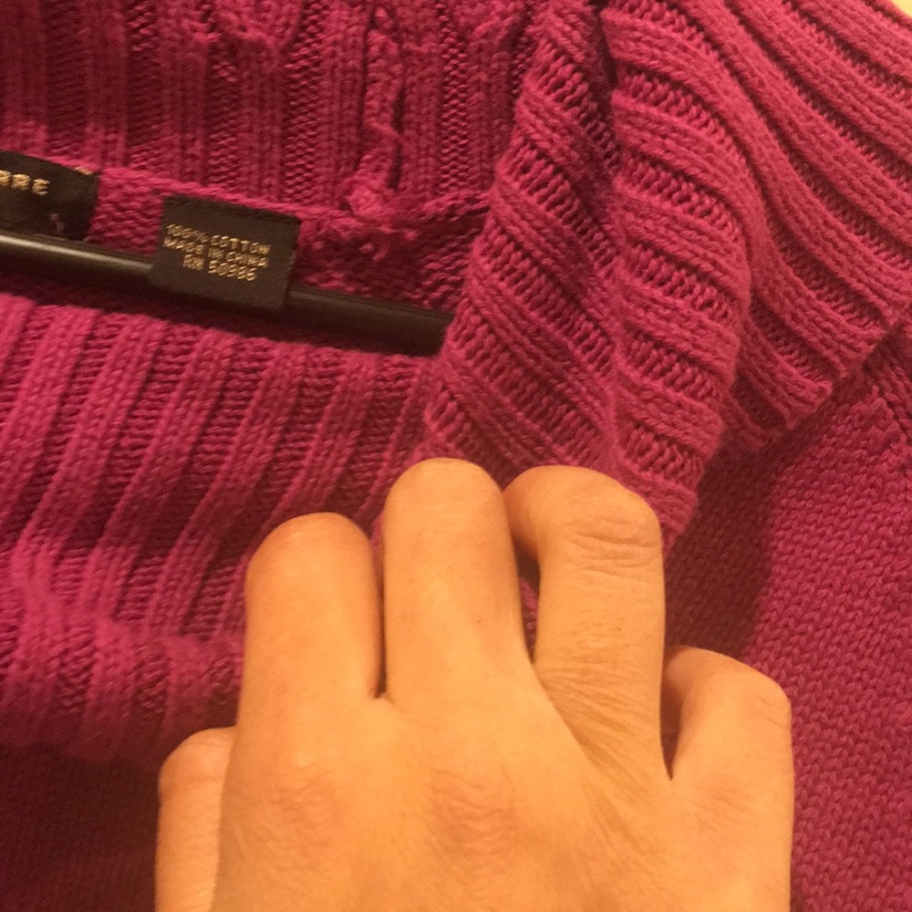 Sweater - Picture 5 of 6